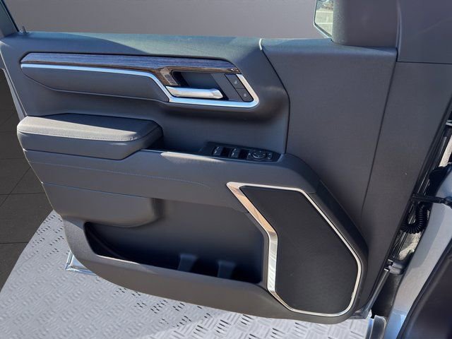 New 2026 GMC Sierra 1500 SLE w/ Preferred Package image 13