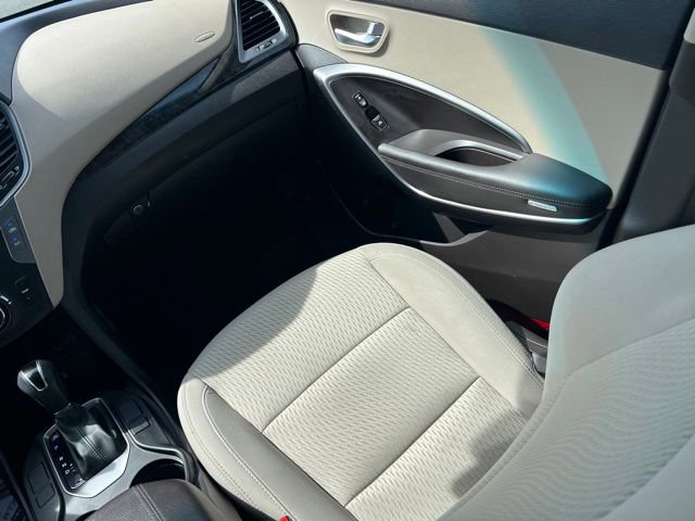 Used 2017 Hyundai Santa Fe Sport AWD/4WD image 15