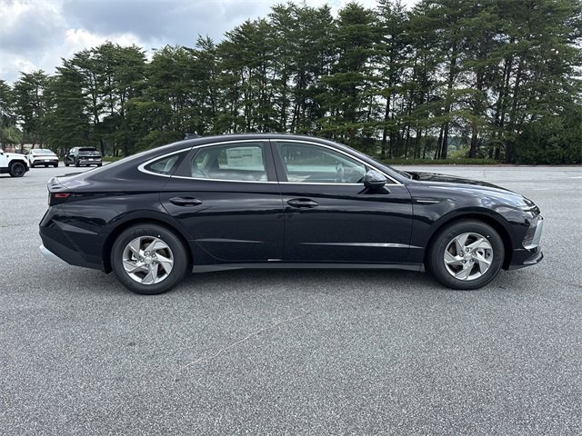 New 2025 Hyundai Sonata SE image 8