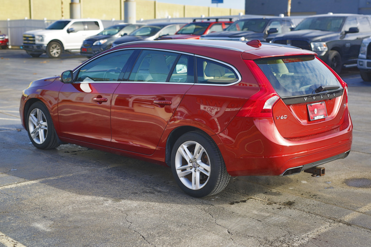 Used 2015 Volvo V60 T5 Premier Plus image 15