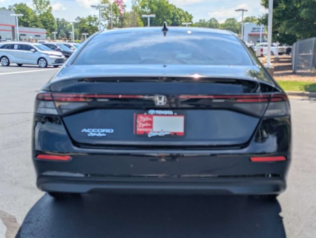 Used 2024 Honda Accord EX image 10