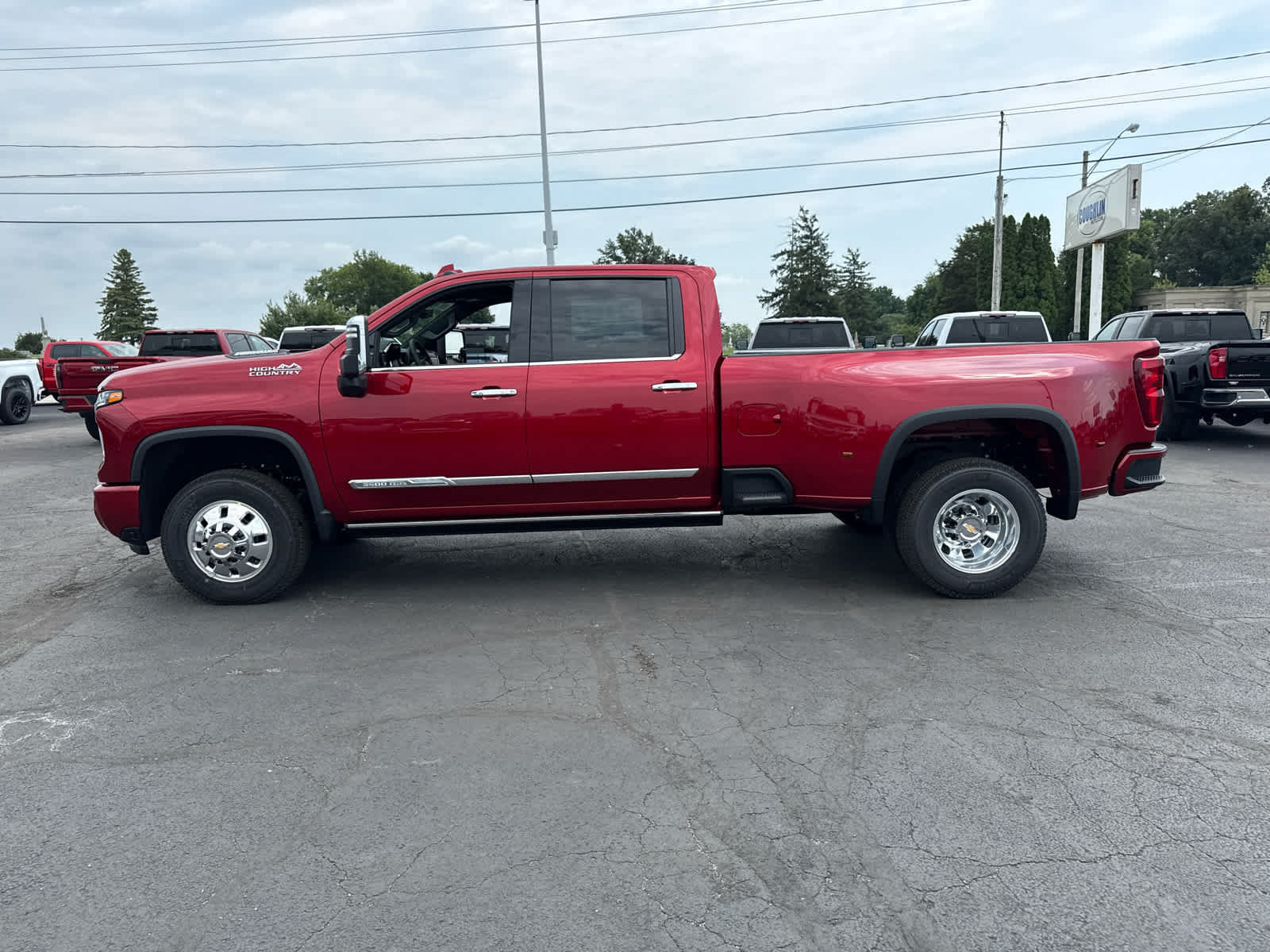 New 2026 Chevrolet Silverado 3500 High Country w/ High Country Premium Package AWD/4WD image 2