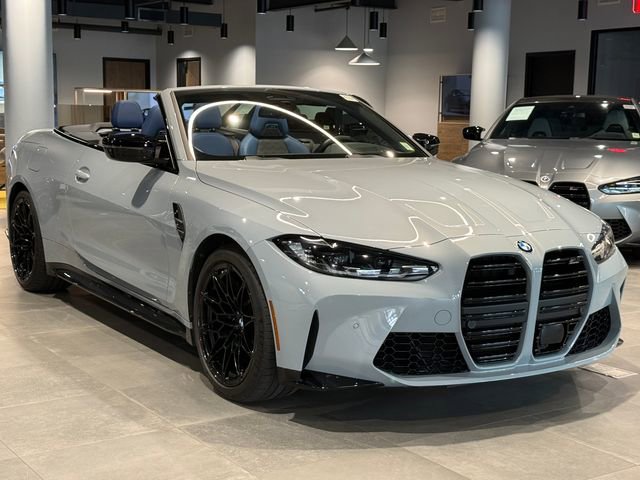 Used 2022 BMW M4 xDrive Competition AWD/4WD image 3