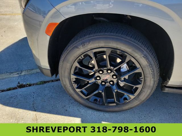 Used 2024 GMC Yukon Denali RWD image 5