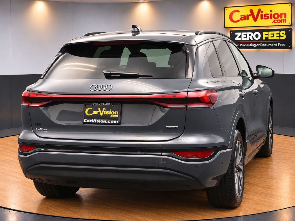 Used 2025 Audi Q6 e-tron Premium w/ Convenience Package AWD/4WD image 4