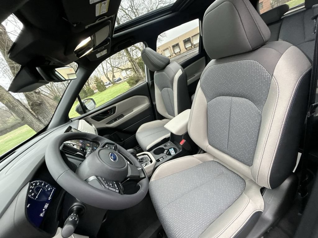 Used 2025 Subaru Forester Premium AWD/4WD image 15