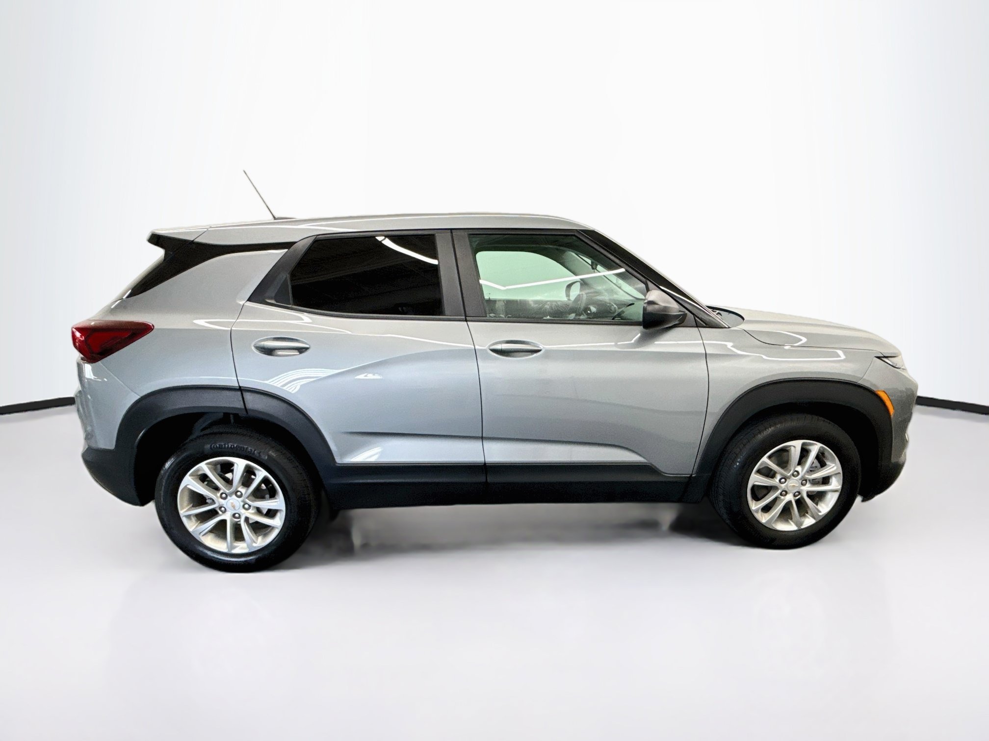 Used 2026 Chevrolet TrailBlazer LS w/ LS Convenience Package FWD image 10