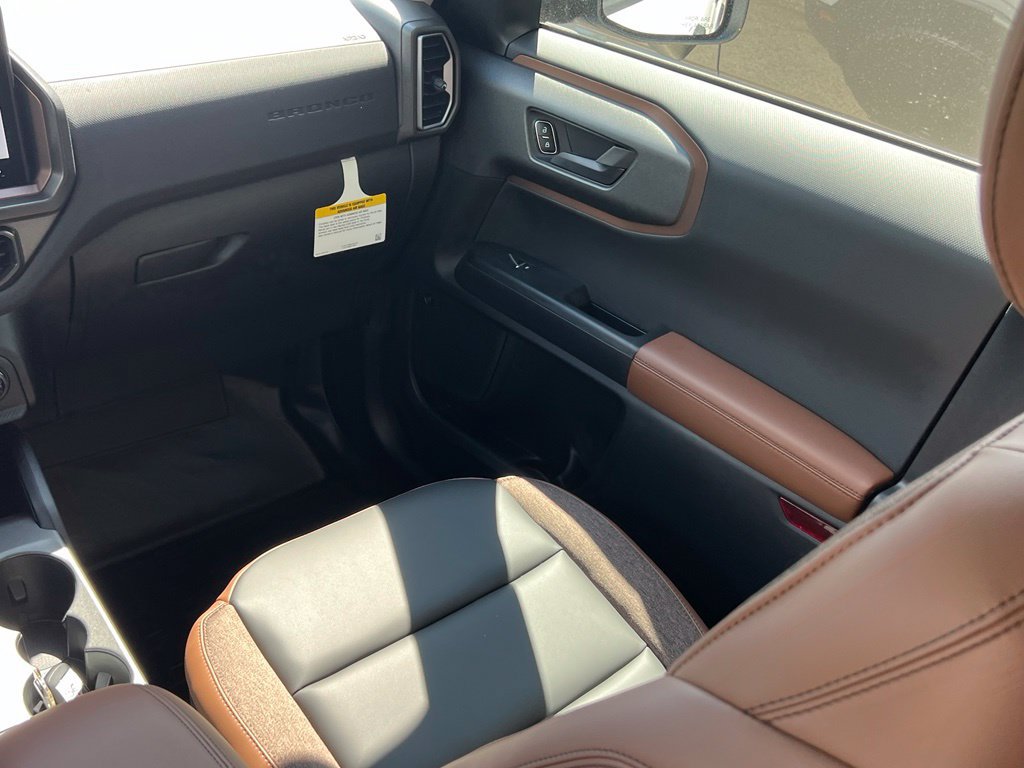 New 2026 Ford Bronco Sport Outer Banks w/ Sasquatch Outer Banks Package AWD/4WD image 19