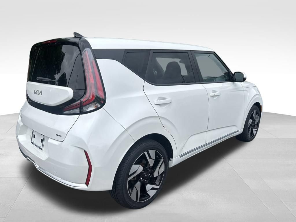 Used 2023 Kia Soul GT-Line FWD image 5