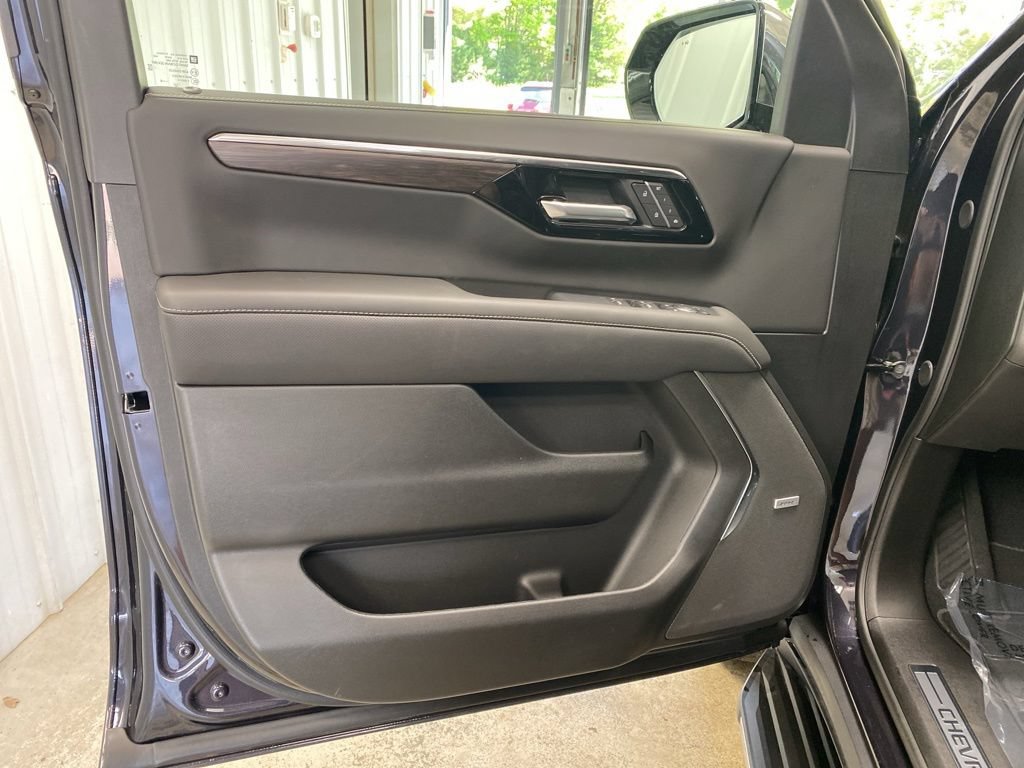 New 2026 Chevrolet Tahoe Premier w/ Sun And Tow Package AWD/4WD image 41