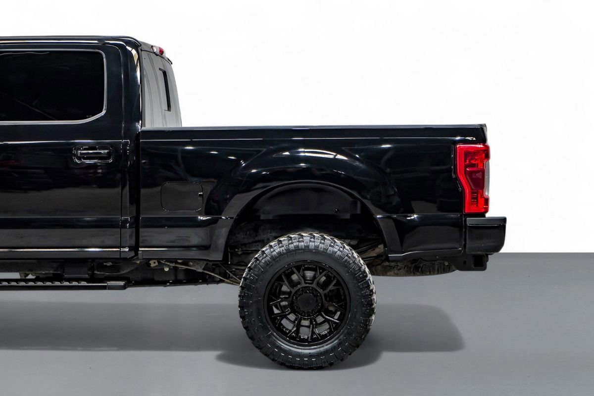 Used 2019 Ford F250 Lariat w/ Lariat Ultimate Package image 12