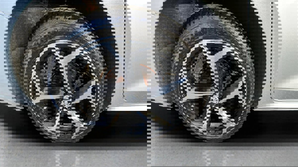 Used 2020 Volkswagen Passat 2.0T R-Line image 18