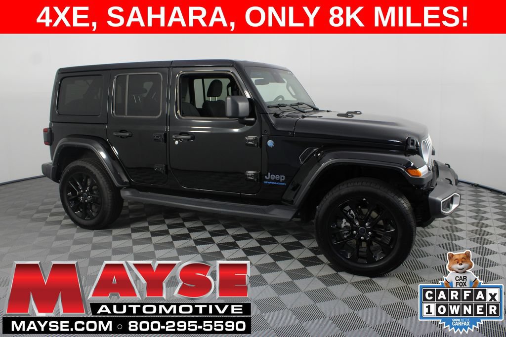 Used 2025 Jeep Wrangler Unlimited Sahara AWD/4WD image 1