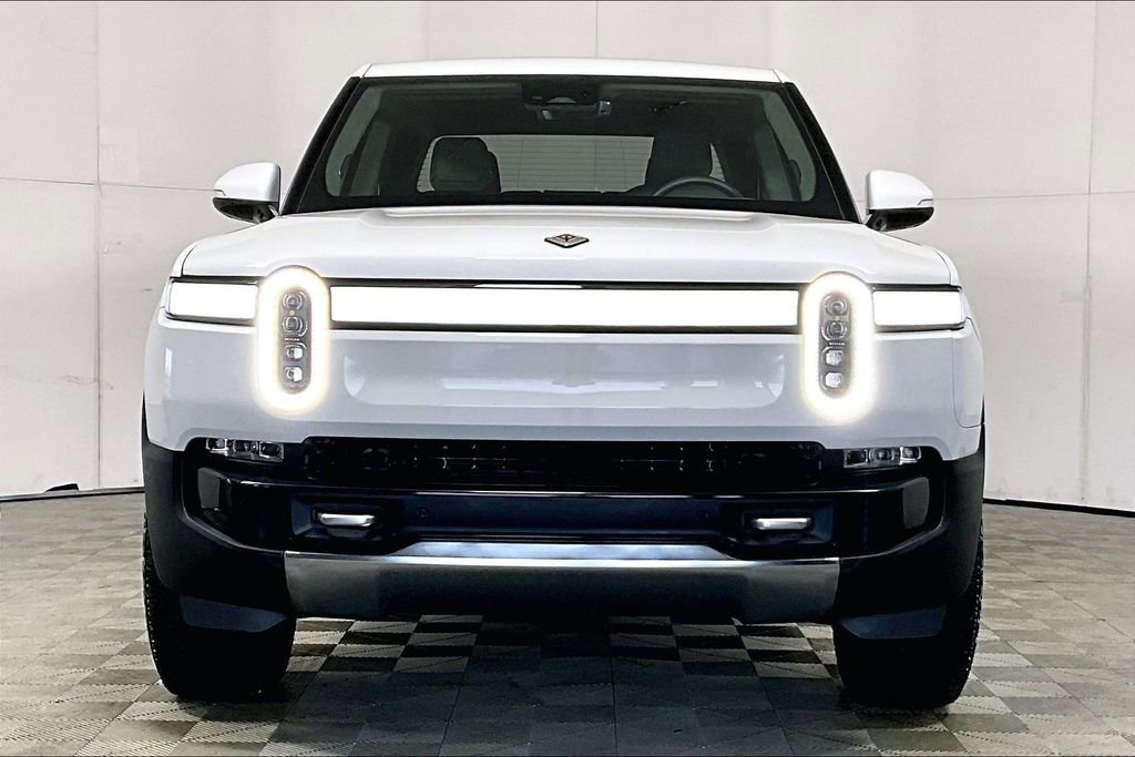 Used 2023 Rivian R1T Adventure image 3