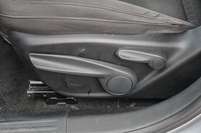 Used 2017 Jeep Compass Sport w/ Tech Group FWD image 10