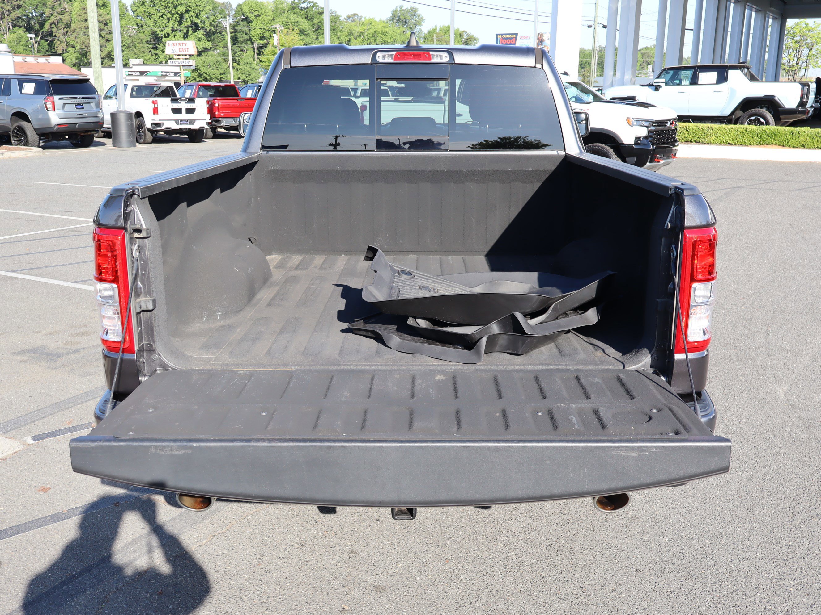 Used 2021 RAM 1500 Big Horn image 13