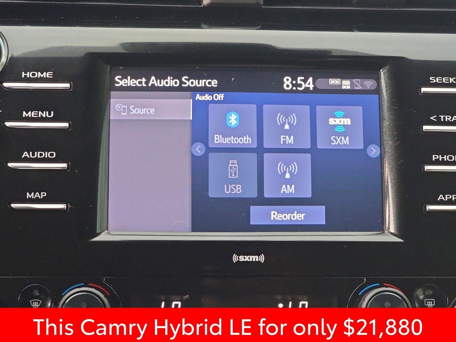 Used 2020 Toyota Camry LE image 27