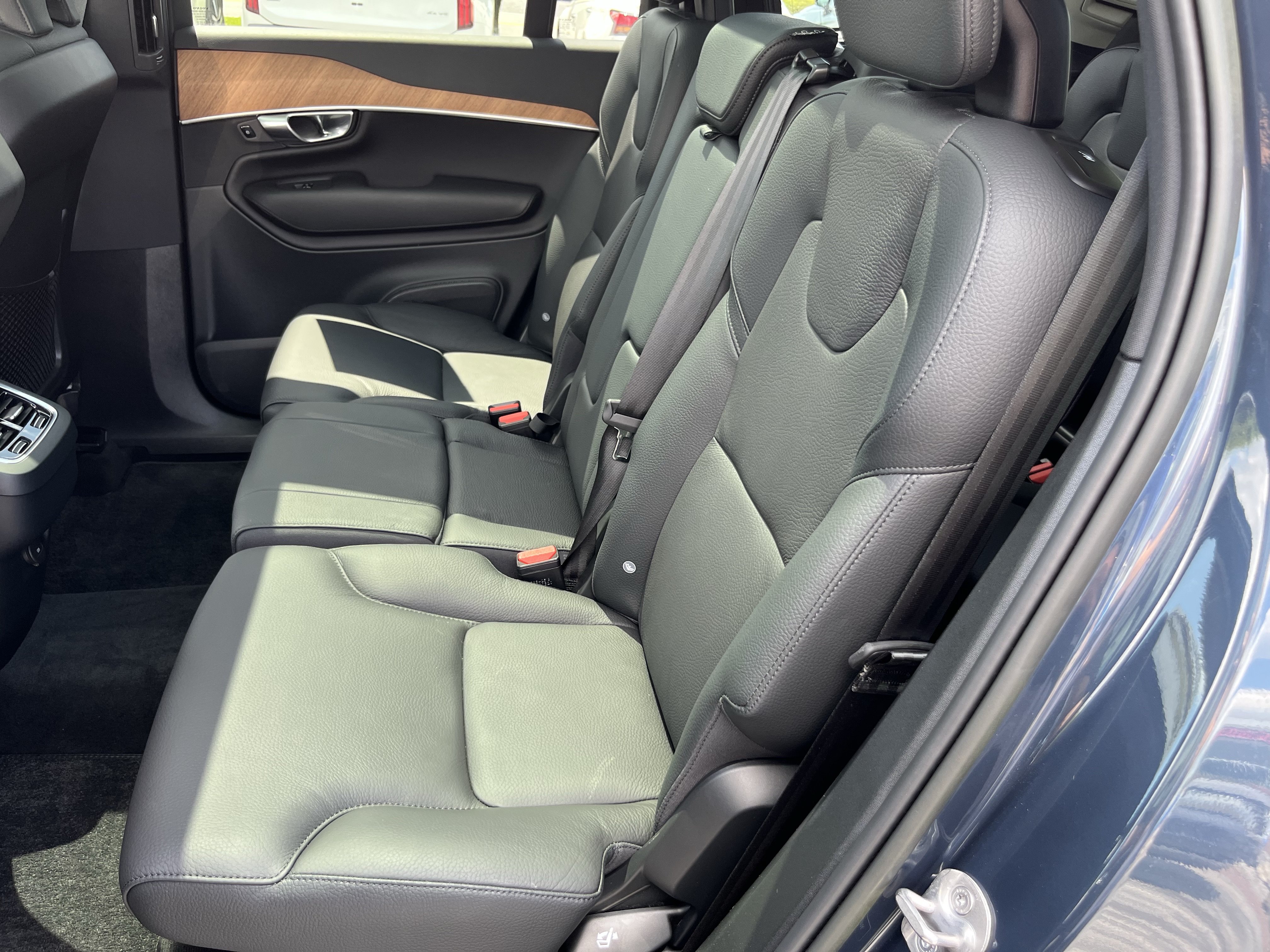 Used 2023 Volvo XC90 B6 Plus AWD/4WD image 19