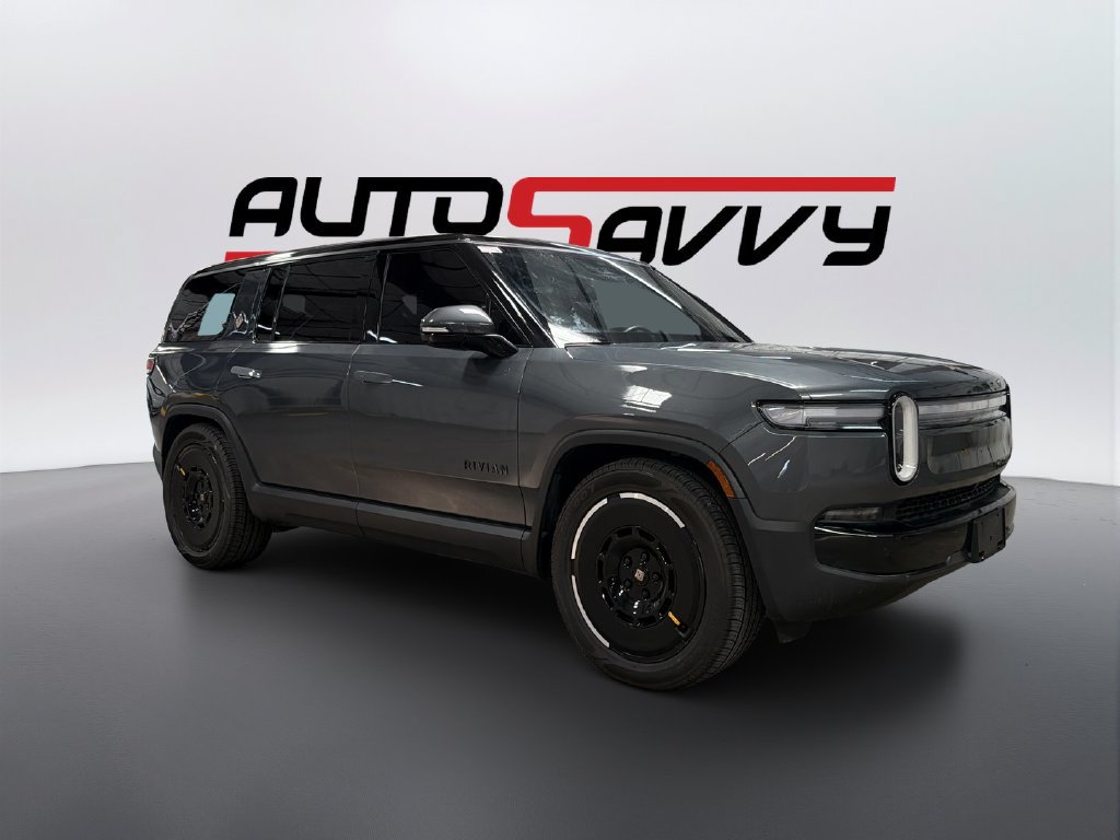 Used 2025 Rivian R1S Adventure Dual AWD/4WD image 3
