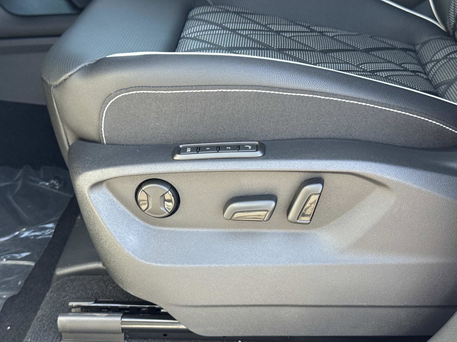 New 2026 Volkswagen Atlas SEL Premium R-Line image 22