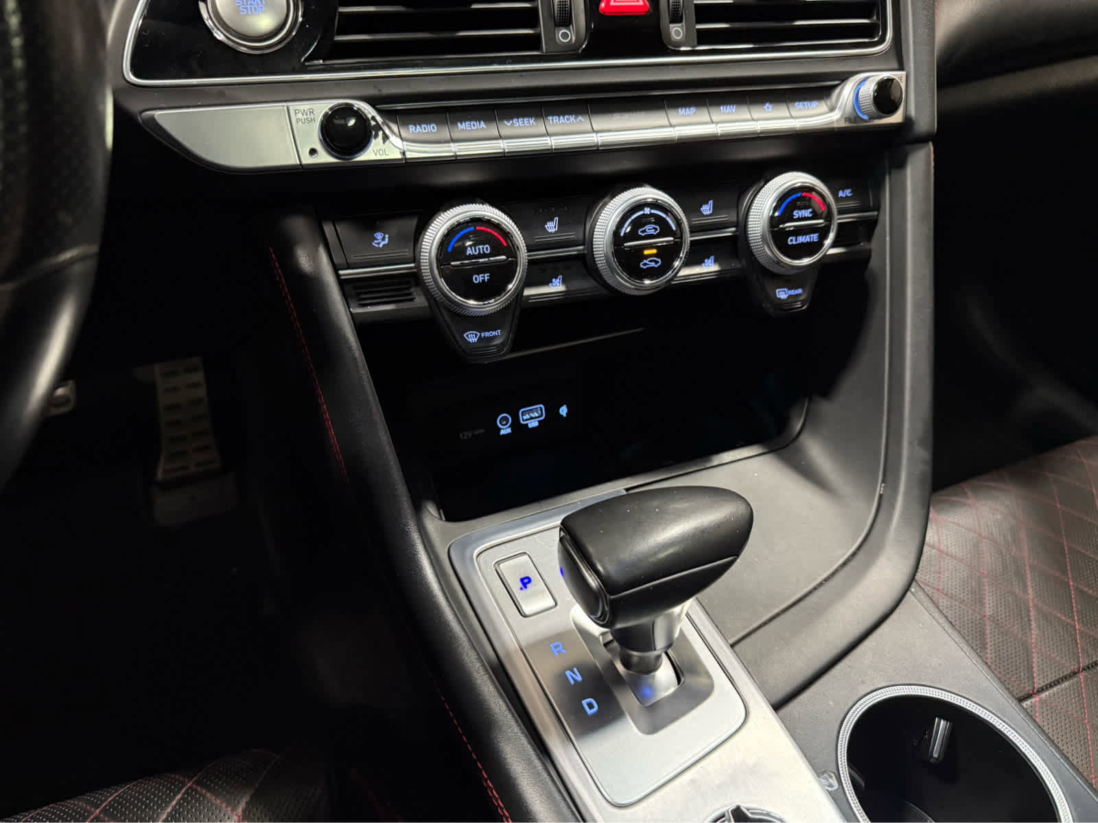 Used 2019 Genesis G70 3.3T Advanced w/ Sport Package image 31