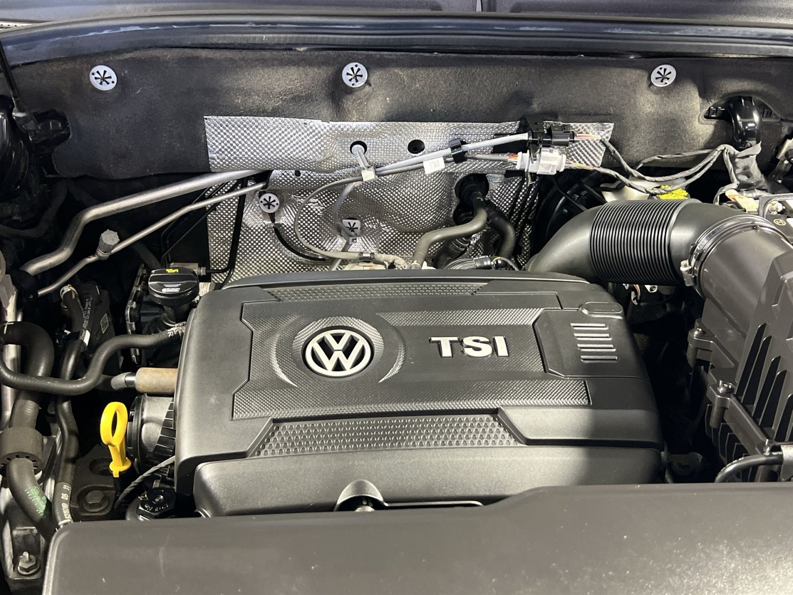 Used 2021 Volkswagen Atlas Cross Sport SEL AWD/4WD image 29