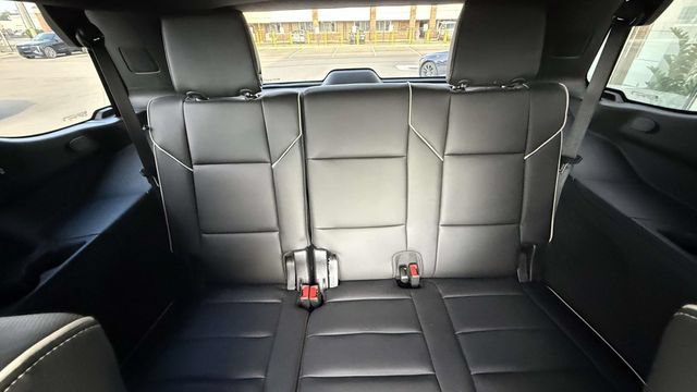 Used 2022 Cadillac Escalade Premium Luxury AWD/4WD image 63