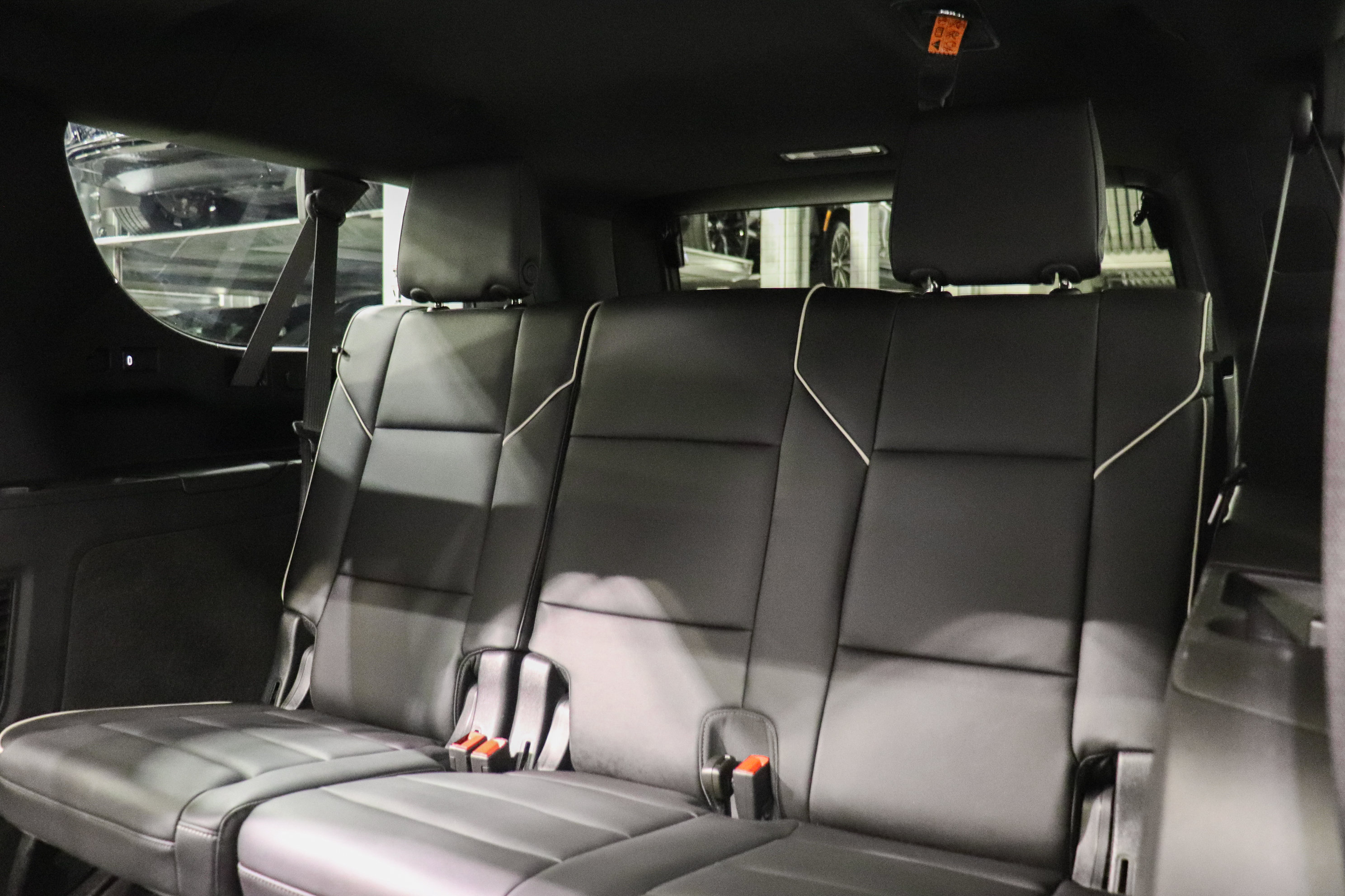 Used 2023 Cadillac Escalade ESV Premium Luxury AWD/4WD image 21