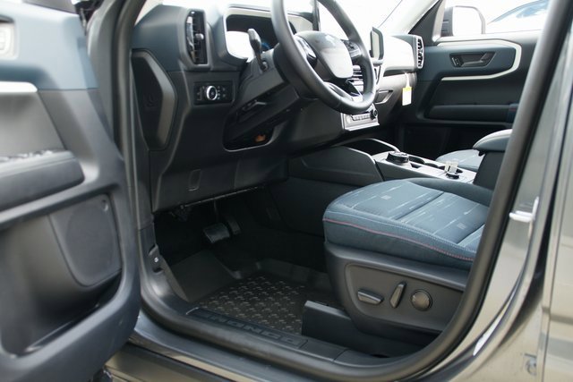 New 2025 Ford Bronco Sport Heritage w/ Convenience Package image 13