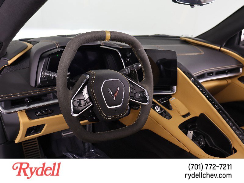 Used 2025 Chevrolet Corvette Stingray Premium Cpe w/ Z51 Performance Package image 21