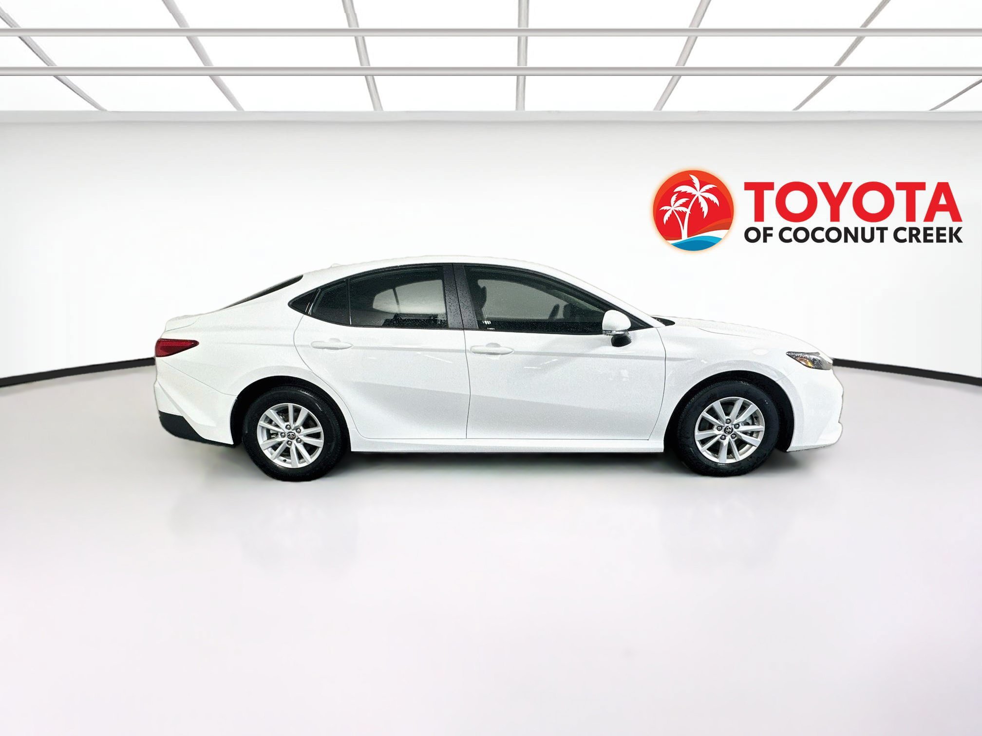New 2026 Toyota Camry LE w/ Convenience Package FWD image 2