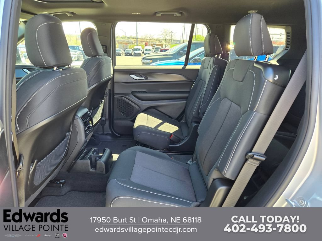 New 2026 Jeep Grand Cherokee L Laredo AWD/4WD image 26