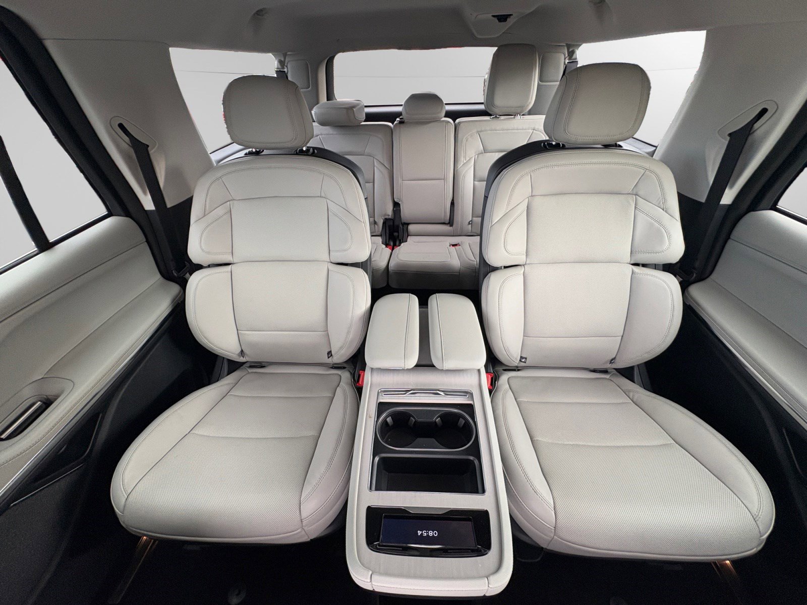 Certified 2025 Lincoln Navigator L Reserve image 13