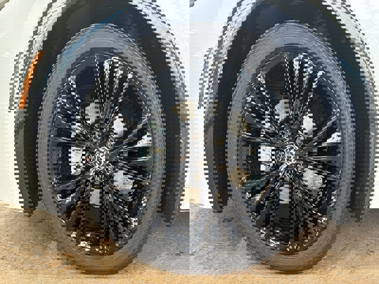 New 2026 Toyota Prius Plug-In Hybrid image 10