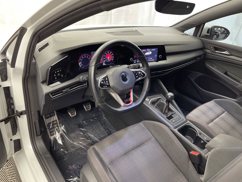 Used 2022 Volkswagen GTI S image 17