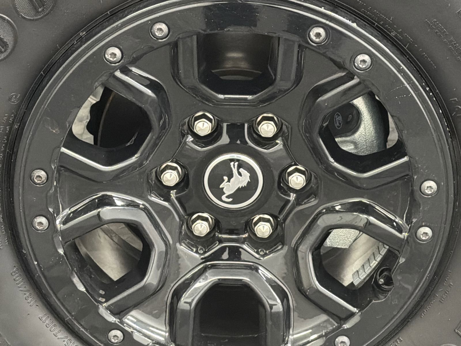 Used 2024 Ford Bronco Wildtrak video 4