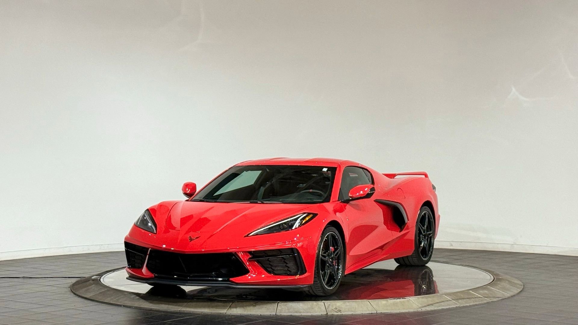 Used 2020 Chevrolet Corvette Stingray Premium Cpe w/ 3LT Preferred Equipment Group image 5