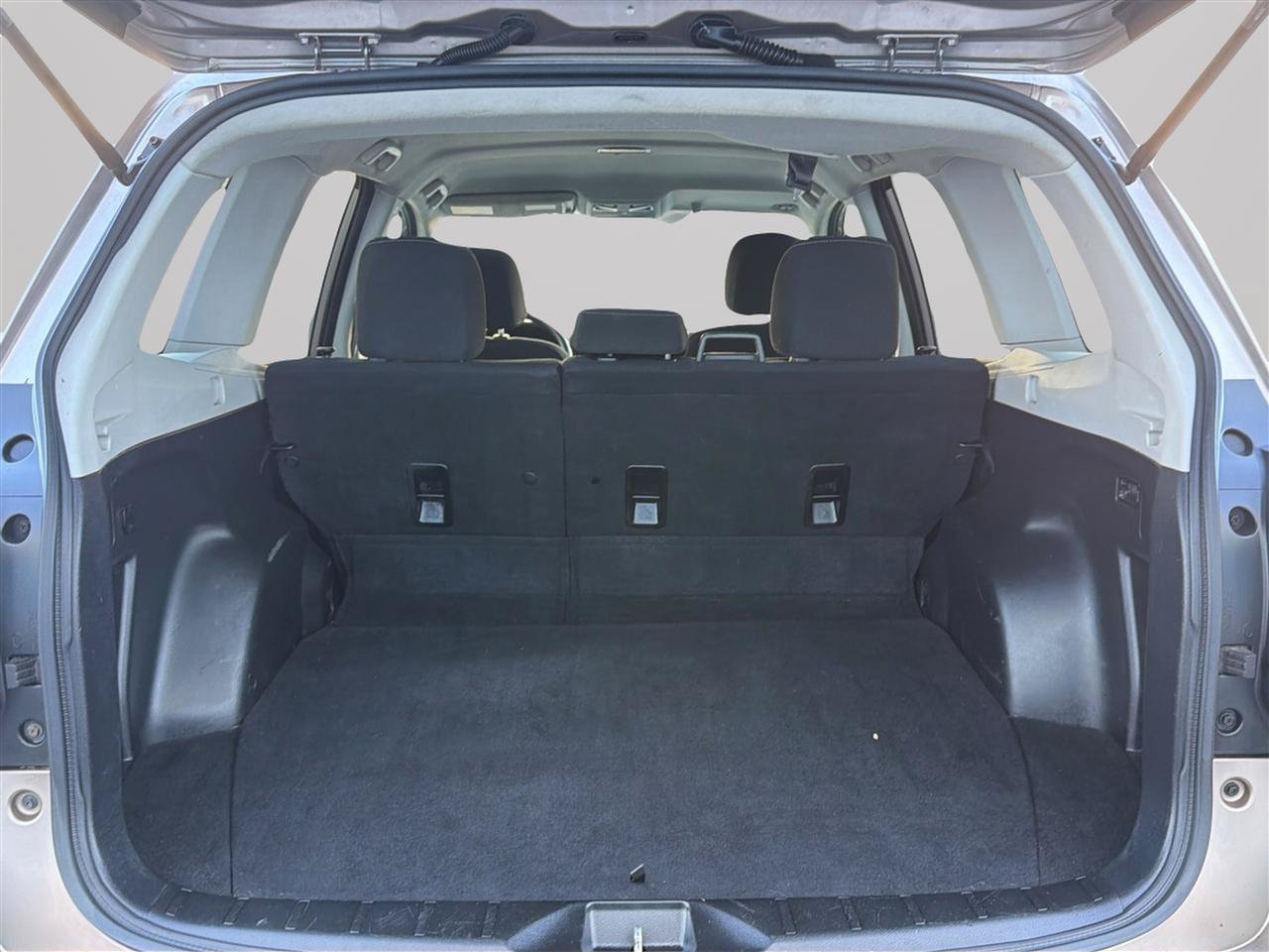 Used 2015 Subaru Forester 2.5i AWD/4WD image 27