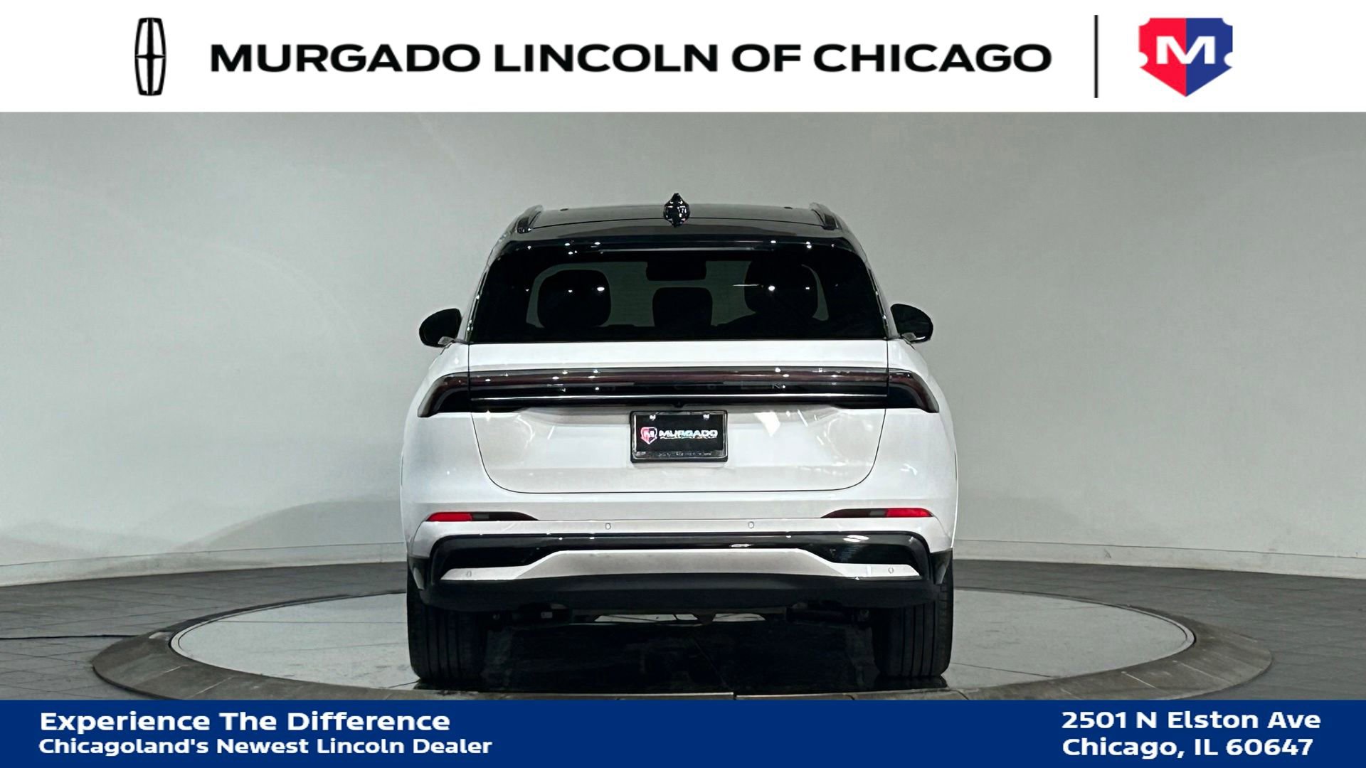 Used 2024 Lincoln Nautilus Reserve w/ Equipment Group 202A AWD/4WD image 7