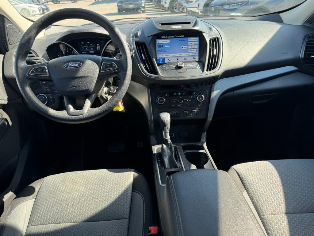 Used 2017 Ford Escape SE w/ Equipment Group 201A FWD image 11