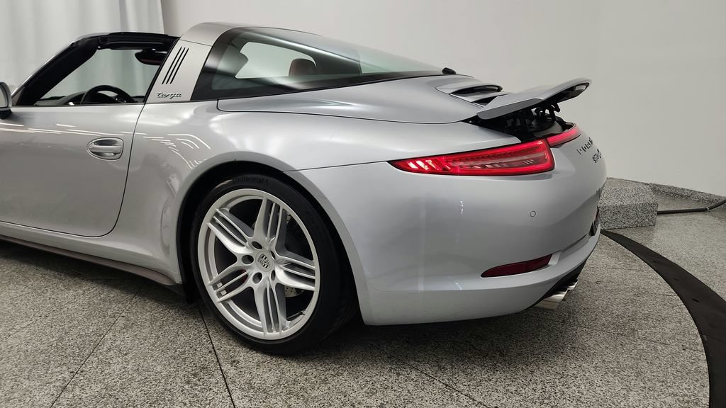 Used 2015 Porsche 911 Targa 4S AWD/4WD image 64