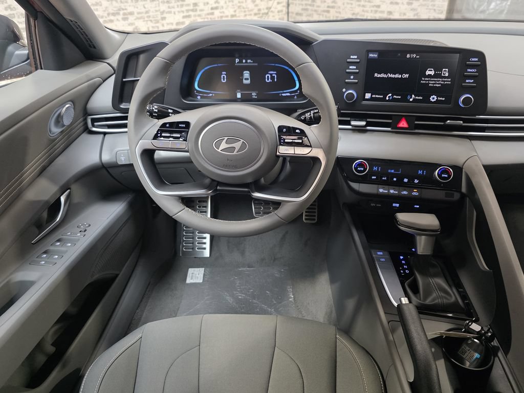 New 2026 Hyundai Elantra SEL Sport Premium FWD image 10