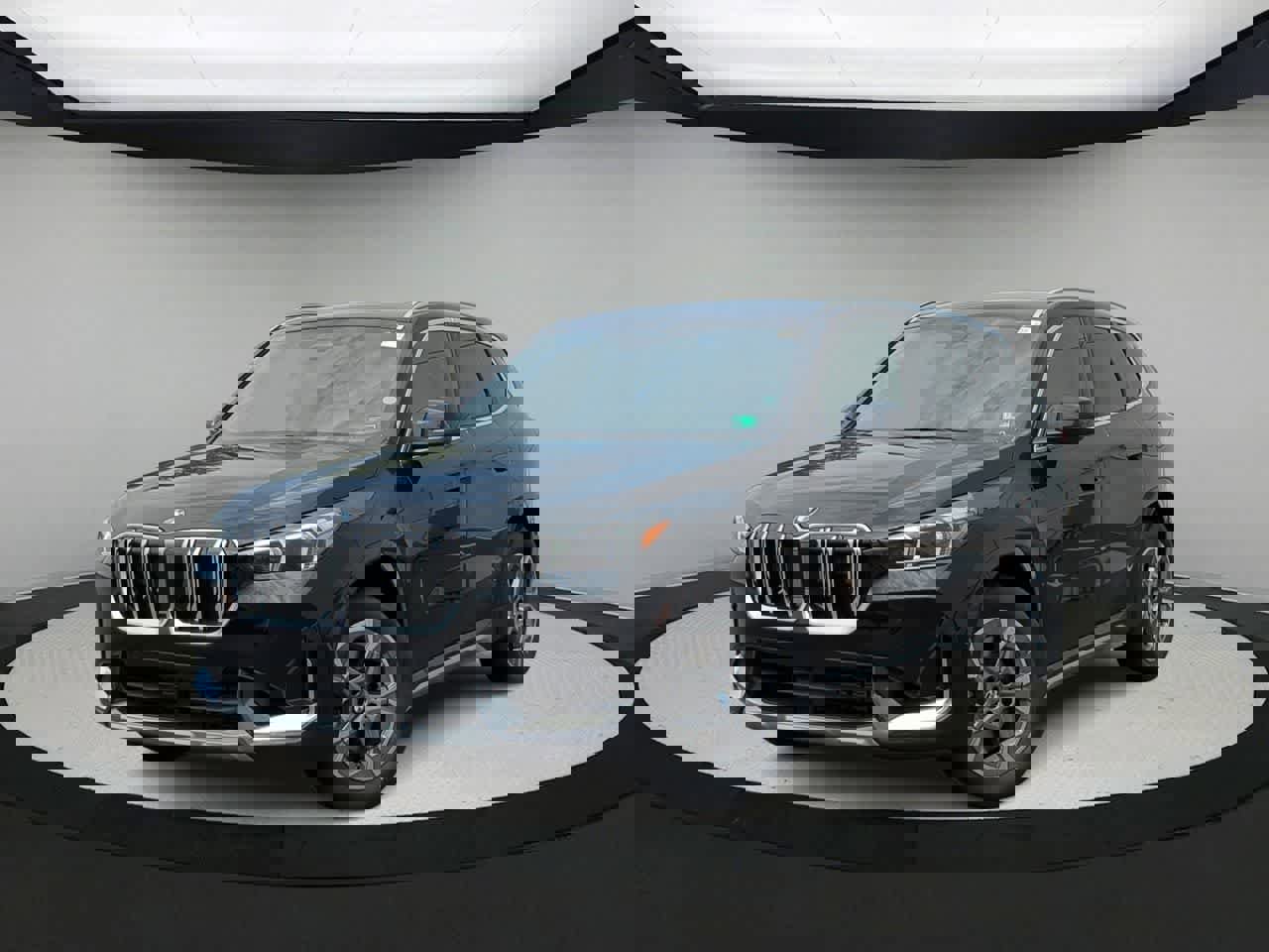 Used 2025 BMW X1 xDrive28i w/ Convenience Package image 1