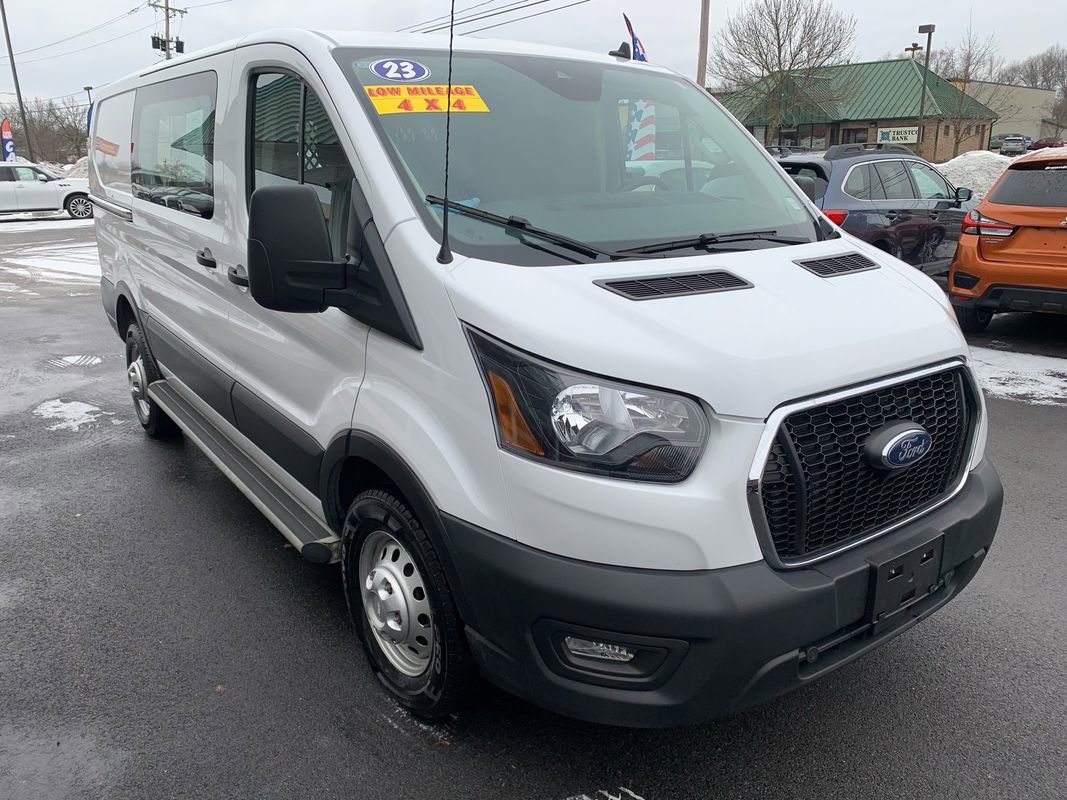 Used 2023 Ford Transit 250 Low Roof AWD w/ Exterior Upgrade Package image 11
