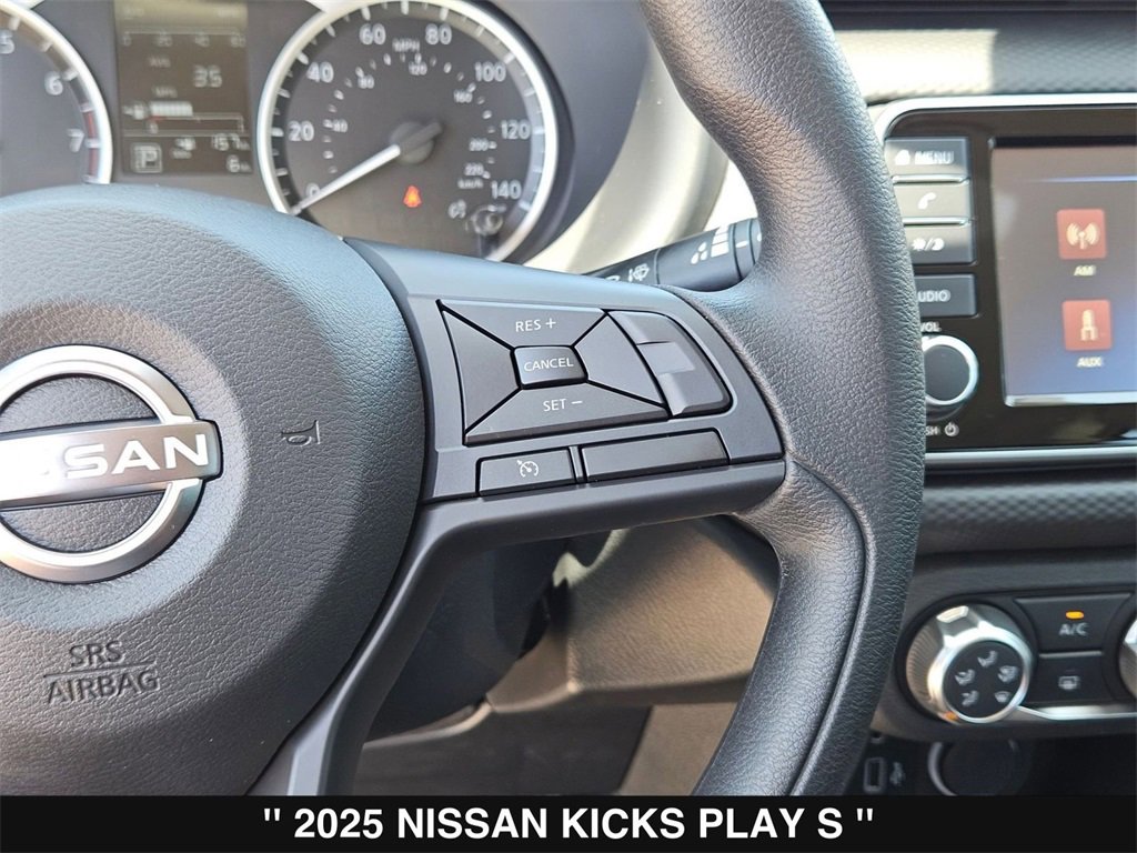 New 2025 Nissan Kicks Play S image 25
