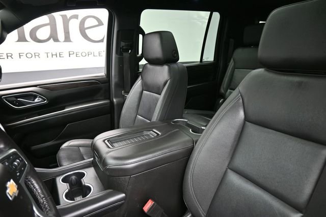Used 2023 Chevrolet Suburban LT w/ LT Signature Plus Package AWD/4WD image 16