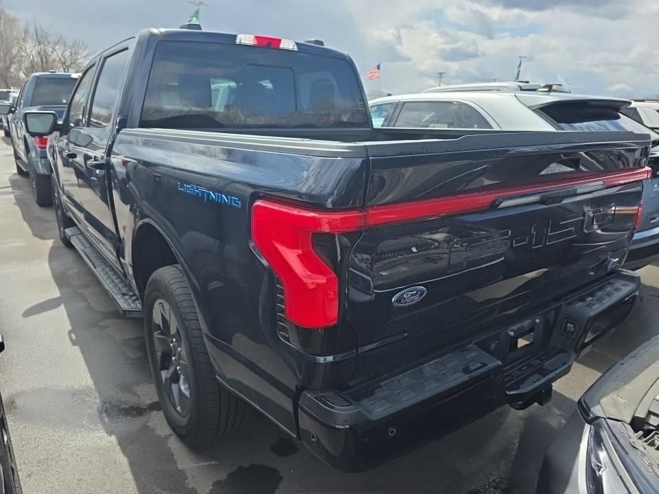 Used 2023 Ford F150 Lightning Lariat w/ Equipment Group 511A High image 3