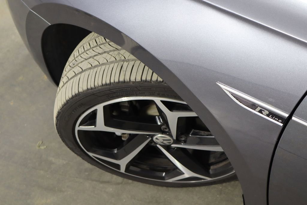 Used 2020 Volkswagen Passat 2.0T R-Line image 46