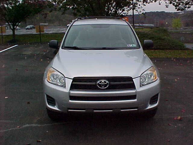 Used 2011 Toyota RAV4 4WD w/ Preferred Premium Pkg image 3