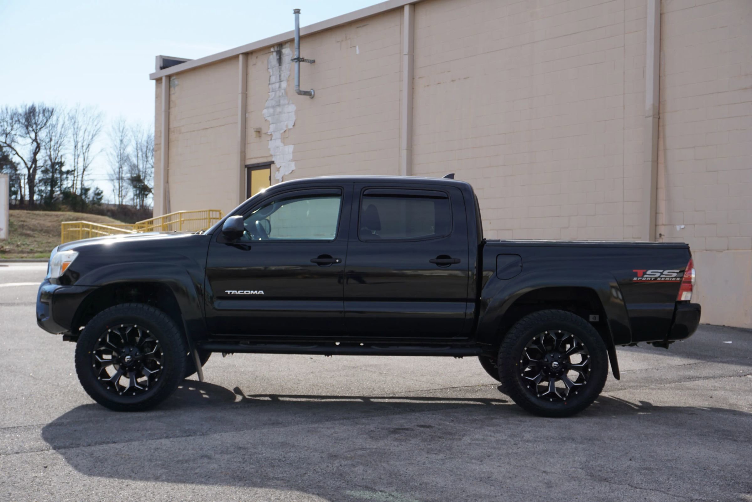 Used 2015 Toyota Tacoma PreRunner image 10